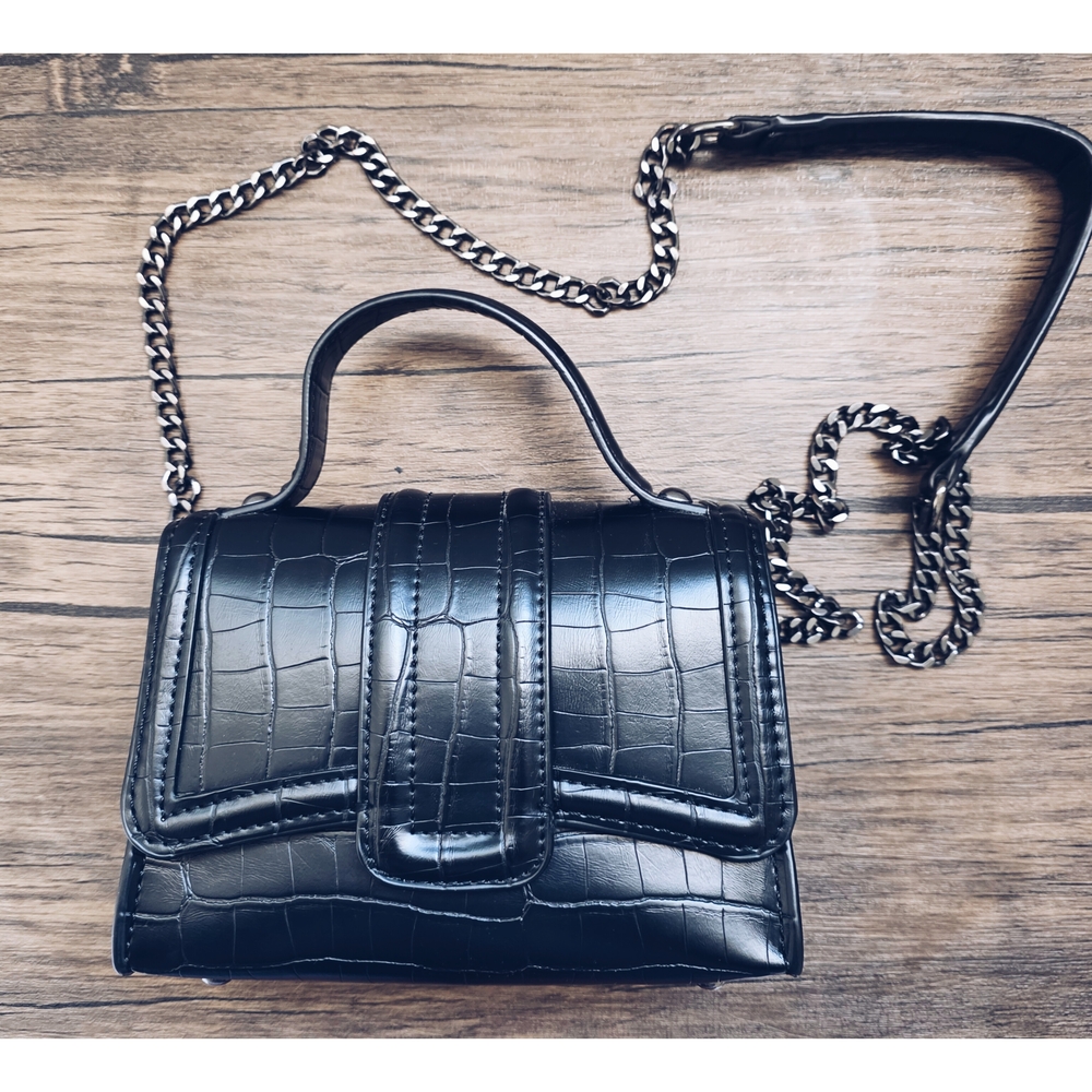 Faux Black Croc-Embossed Crossbody Handbag